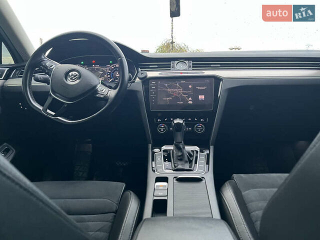 Белый Фольксваген Пассат, объемом двигателя 1.97 л и пробегом 267 тыс. км за 17890 $, фото 77 на Automoto.ua