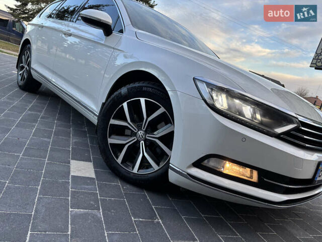 Белый Фольксваген Пассат, объемом двигателя 1.97 л и пробегом 269 тыс. км за 17890 $, фото 8 на Automoto.ua