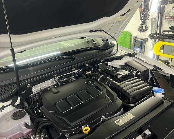 Белый Фольксваген Пассат, объемом двигателя 1.97 л и пробегом 260 тыс. км за 21000 $, фото 27 на Automoto.ua