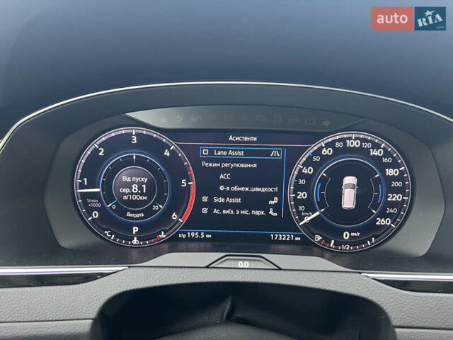 Белый Фольксваген Пассат, объемом двигателя 1.97 л и пробегом 180 тыс. км за 23199 $, фото 26 на Automoto.ua