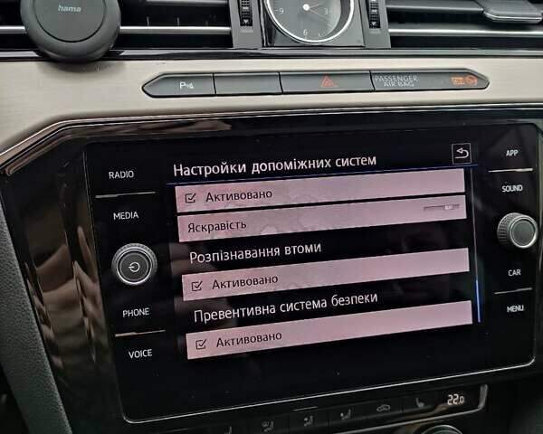 Белый Фольксваген Пассат, объемом двигателя 1.97 л и пробегом 193 тыс. км за 22999 $, фото 21 на Automoto.ua