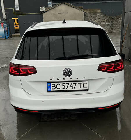 Белый Фольксваген Пассат, объемом двигателя 1.97 л и пробегом 193 тыс. км за 24300 $, фото 5 на Automoto.ua