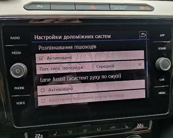 Белый Фольксваген Пассат, объемом двигателя 1.97 л и пробегом 193 тыс. км за 22999 $, фото 24 на Automoto.ua