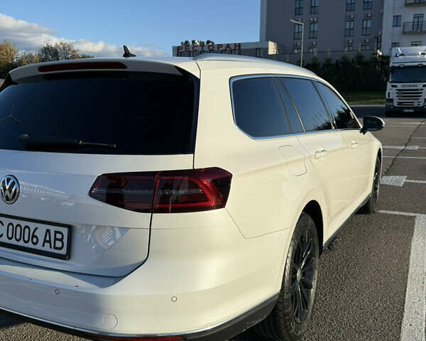 Білий Фольксваген Пассат, об'ємом двигуна 1.8 л та пробігом 179 тис. км за 18800 $, фото 3 на Automoto.ua
