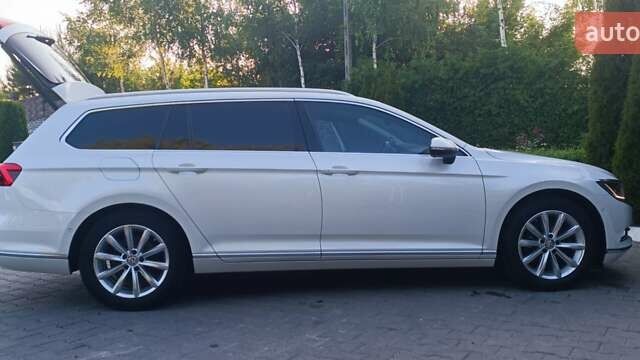 Білий Фольксваген Пассат, об'ємом двигуна 1.97 л та пробігом 184 тис. км за 21000 $, фото 5 на Automoto.ua
