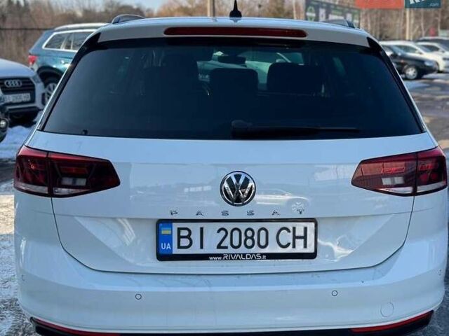 Білий Фольксваген Пассат, об'ємом двигуна 1.97 л та пробігом 201 тис. км за 23000 $, фото 1 на Automoto.ua