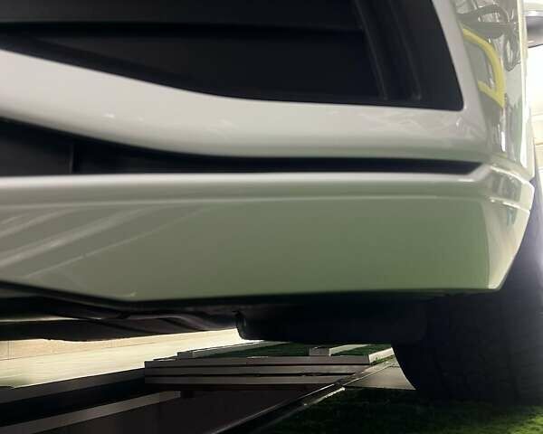 Белый Фольксваген Пассат, объемом двигателя 1.97 л и пробегом 260 тыс. км за 21000 $, фото 5 на Automoto.ua