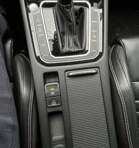 Белый Фольксваген Пассат, объемом двигателя 1.97 л и пробегом 193 тыс. км за 24300 $, фото 11 на Automoto.ua