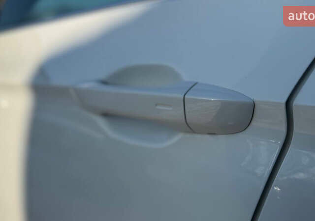 Білий Фольксваген Пассат, об'ємом двигуна 1.97 л та пробігом 201 тис. км за 23000 $, фото 25 на Automoto.ua