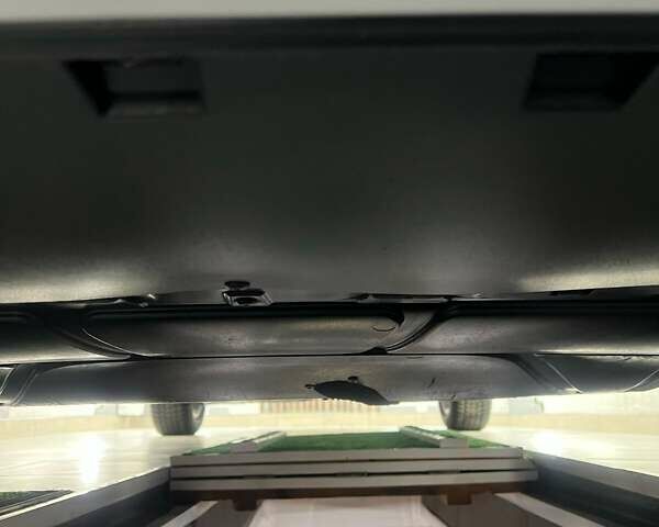 Белый Фольксваген Пассат, объемом двигателя 1.97 л и пробегом 260 тыс. км за 21000 $, фото 12 на Automoto.ua