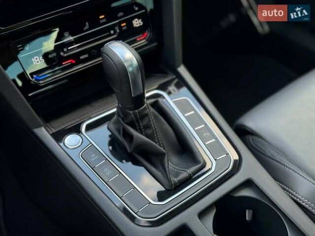 Білий Фольксваген Пассат, об'ємом двигуна 2 л та пробігом 180 тис. км за 28900 $, фото 17 на Automoto.ua