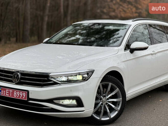 Белый Фольксваген Пассат, объемом двигателя 1.97 л и пробегом 186 тыс. км за 24200 $, фото 2 на Automoto.ua