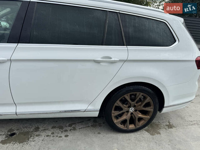 Білий Фольксваген Пассат, об'ємом двигуна 1.97 л та пробігом 205 тис. км за 22900 $, фото 7 на Automoto.ua