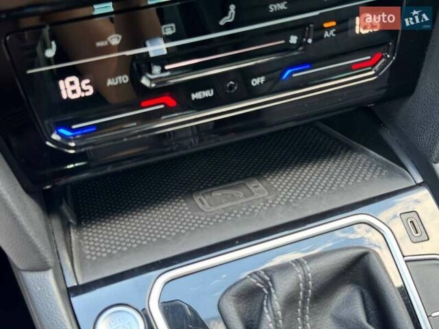 Білий Фольксваген Пассат, об'ємом двигуна 2 л та пробігом 180 тис. км за 28900 $, фото 18 на Automoto.ua