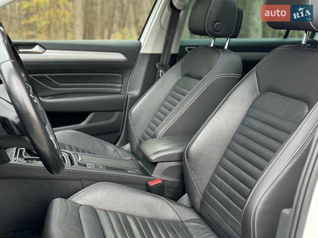 Белый Фольксваген Пассат, объемом двигателя 1.97 л и пробегом 186 тыс. км за 24200 $, фото 37 на Automoto.ua