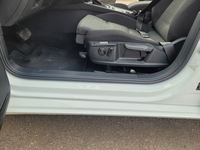 Білий Фольксваген Пассат, об'ємом двигуна 2 л та пробігом 260 тис. км за 18990 $, фото 16 на Automoto.ua