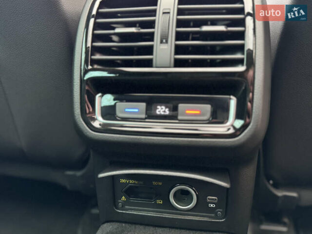 Белый Фольксваген Пассат, объемом двигателя 1.97 л и пробегом 186 тыс. км за 24200 $, фото 19 на Automoto.ua