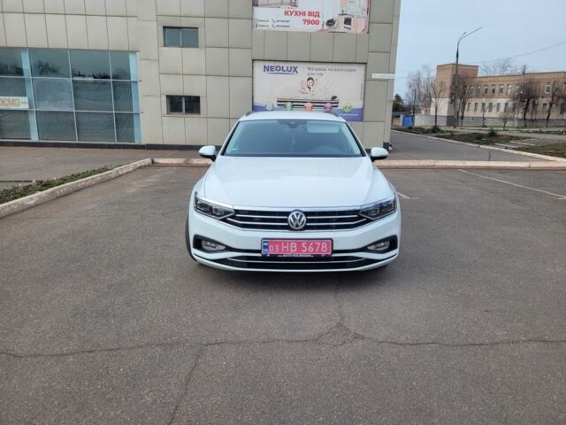 Білий Фольксваген Пассат, об'ємом двигуна 2 л та пробігом 260 тис. км за 18990 $, фото 5 на Automoto.ua