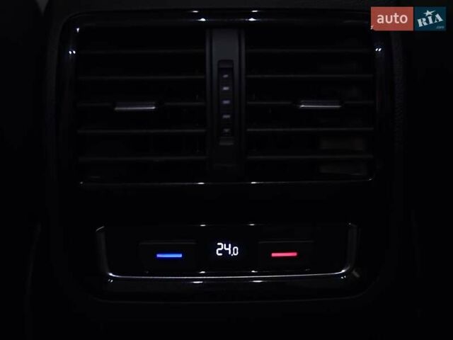 Белый Фольксваген Пассат, объемом двигателя 1.97 л и пробегом 226 тыс. км за 22999 $, фото 21 на Automoto.ua