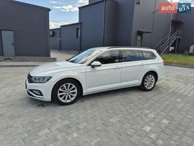 Білий Фольксваген Пассат, об'ємом двигуна 1.97 л та пробігом 218 тис. км за 18850 $, фото 3 на Automoto.ua