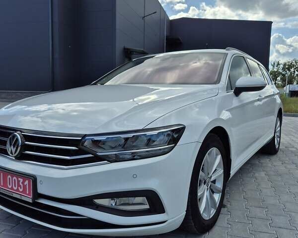 Білий Фольксваген Пассат, об'ємом двигуна 1.97 л та пробігом 218 тис. км за 18850 $, фото 2 на Automoto.ua