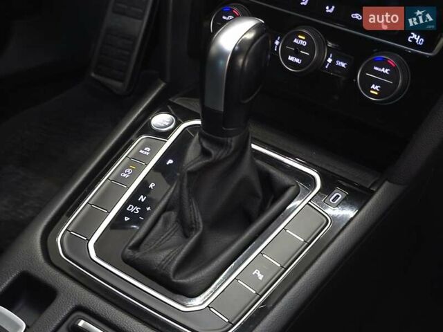 Белый Фольксваген Пассат, объемом двигателя 1.97 л и пробегом 226 тыс. км за 22999 $, фото 20 на Automoto.ua