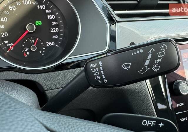 Белый Фольксваген Пассат, объемом двигателя 1.97 л и пробегом 225 тыс. км за 23400 $, фото 48 на Automoto.ua