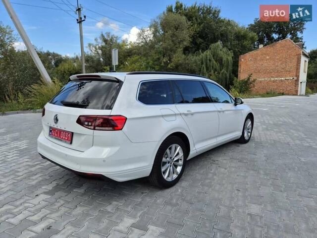 Білий Фольксваген Пассат, об'ємом двигуна 1.97 л та пробігом 218 тис. км за 18850 $, фото 11 на Automoto.ua