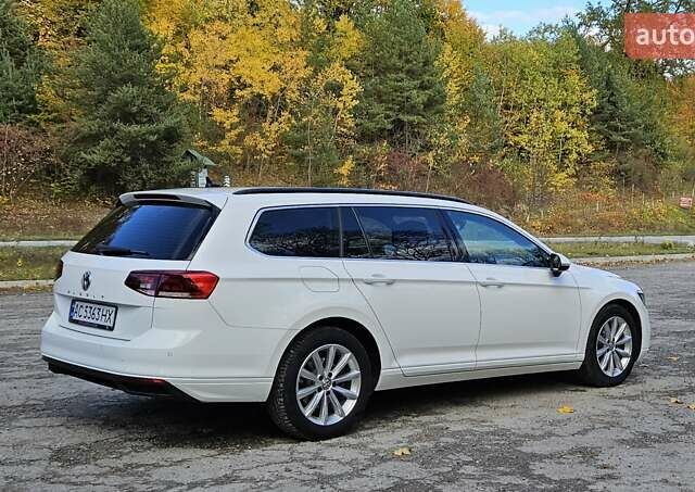 Білий Фольксваген Пассат, об'ємом двигуна 2 л та пробігом 214 тис. км за 18800 $, фото 13 на Automoto.ua