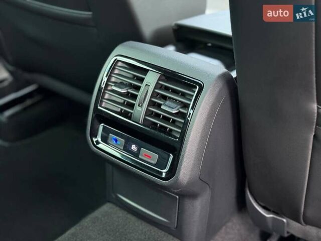 Білий Фольксваген Пассат, об'ємом двигуна 2 л та пробігом 180 тис. км за 28900 $, фото 26 на Automoto.ua