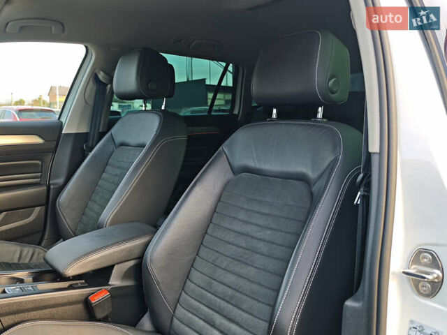 Белый Фольксваген Пассат, объемом двигателя 2 л и пробегом 202 тыс. км за 24999 $, фото 20 на Automoto.ua