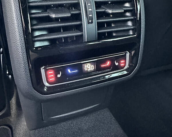 Фольксваген Пассат 2021 в Умани на Automoto.ua Белый Фольксваген Пассат, объемом двигателя 2 л и пробегом 155 тыс. км за 25000 $, фото 50 на Automoto.ua