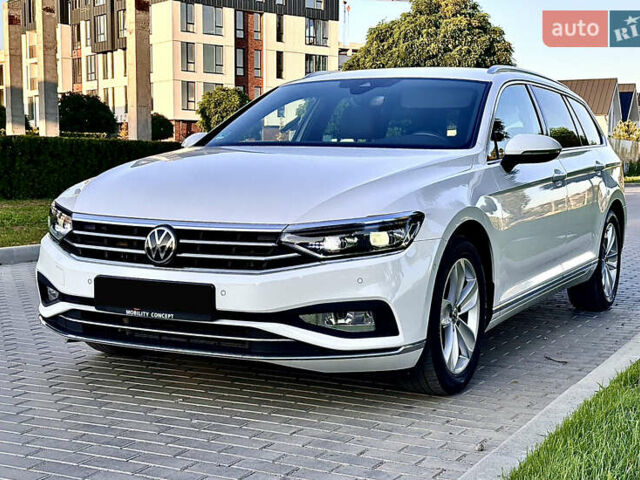 Фольксваген Пассат 2021 в Умани на Automoto.ua Белый Фольксваген Пассат, объемом двигателя 2 л и пробегом 155 тыс. км за 25000 $, фото 14 на Automoto.ua