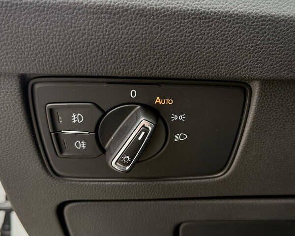 Фольксваген Пассат 2021 у Києві на Automoto.ua Білий Фольксваген Пассат, об'ємом двигуна 2 л та пробігом 107 тис. км за 32450 $, фото 42 на Automoto.ua