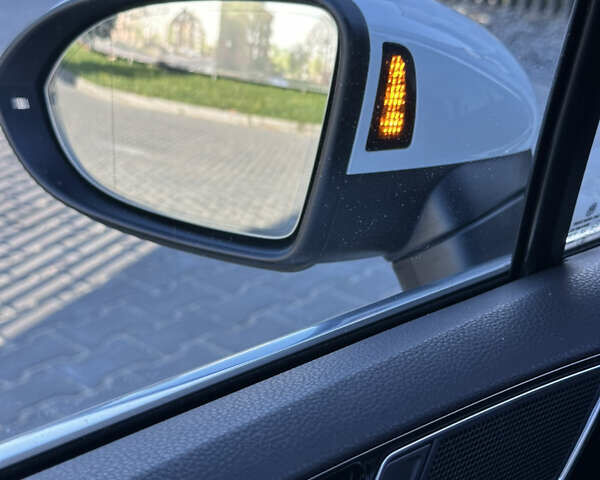 Фольксваген Пассат 2021 в Умани на Automoto.ua Белый Фольксваген Пассат, объемом двигателя 2 л и пробегом 155 тыс. км за 25000 $, фото 44 на Automoto.ua