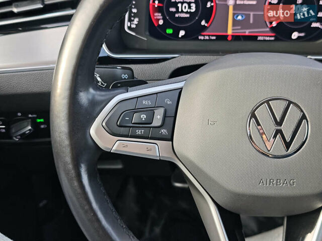 Белый Фольксваген Пассат, объемом двигателя 2 л и пробегом 202 тыс. км за 24999 $, фото 25 на Automoto.ua