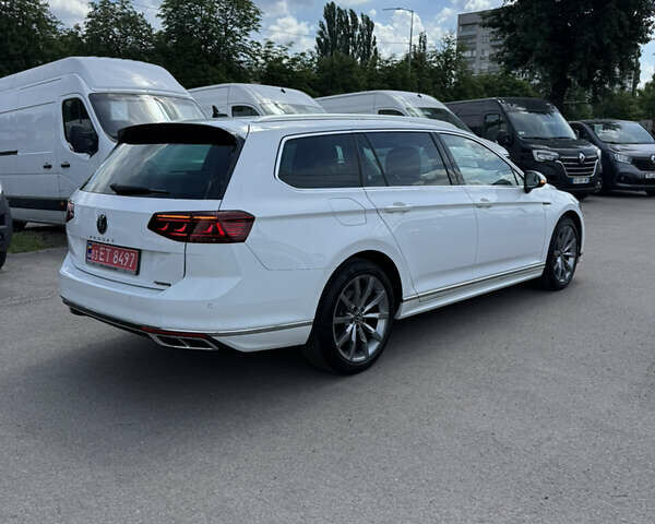 Белый Фольксваген Пассат, объемом двигателя 2 л и пробегом 194 тыс. км за 25900 $, фото 10 на Automoto.ua