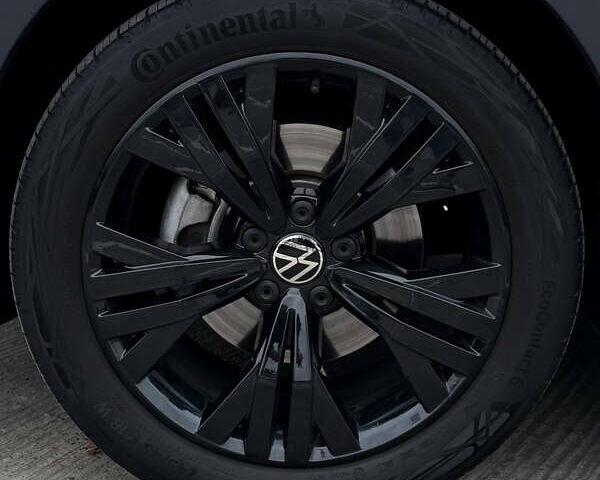 Фольксваген Пассат 2021 у Києві на Automoto.ua Білий Фольксваген Пассат, об'ємом двигуна 2 л та пробігом 107 тис. км за 32450 $, фото 14 на Automoto.ua