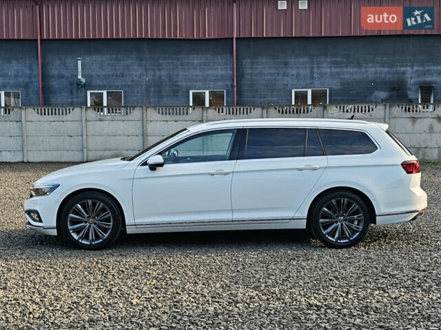 Белый Фольксваген Пассат, объемом двигателя 2 л и пробегом 202 тыс. км за 24999 $, фото 8 на Automoto.ua