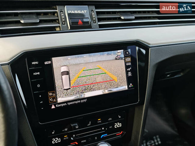 Белый Фольксваген Пассат, объемом двигателя 2 л и пробегом 202 тыс. км за 24999 $, фото 53 на Automoto.ua