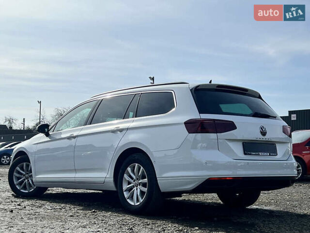 Фольксваген Пассат 2021 в Луцке на Automoto.ua Белый Фольксваген Пассат, объемом двигателя 1.97 л и пробегом 225 тыс. км за 25122 $, фото 4 на Automoto.ua