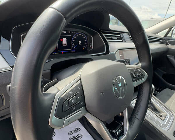 Белый Фольксваген Пассат, объемом двигателя 2 л и пробегом 194 тыс. км за 25900 $, фото 28 на Automoto.ua