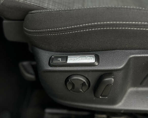 Білий Фольксваген Пассат, об'ємом двигуна 2 л та пробігом 186 тис. км за 21500 $, фото 40 на Automoto.ua