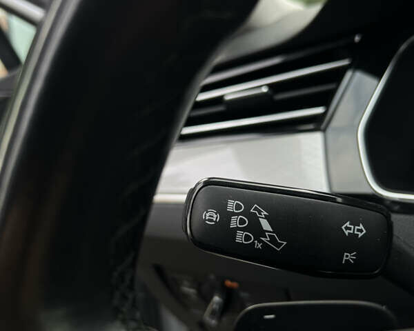 Білий Фольксваген Пассат, об'ємом двигуна 2 л та пробігом 186 тис. км за 21500 $, фото 49 на Automoto.ua