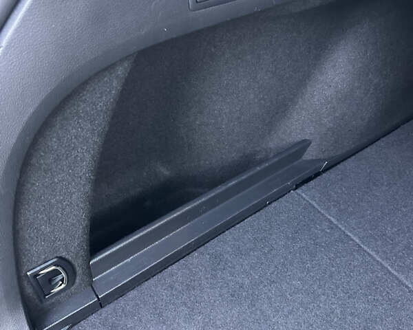 Фольксваген Пассат 2021 в Умани на Automoto.ua Белый Фольксваген Пассат, объемом двигателя 2 л и пробегом 155 тыс. км за 25000 $, фото 57 на Automoto.ua