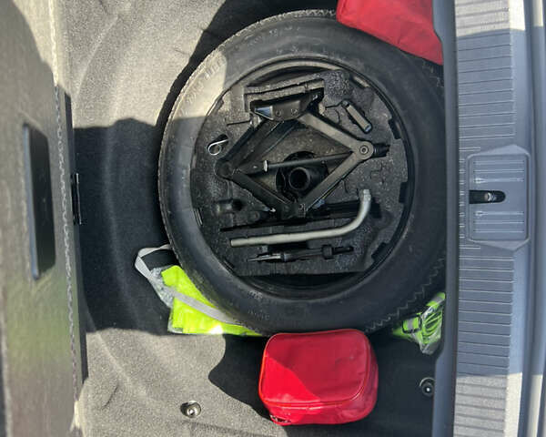 Білий Фольксваген Пассат, об'ємом двигуна 1.97 л та пробігом 226 тис. км за 23900 $, фото 10 на Automoto.ua