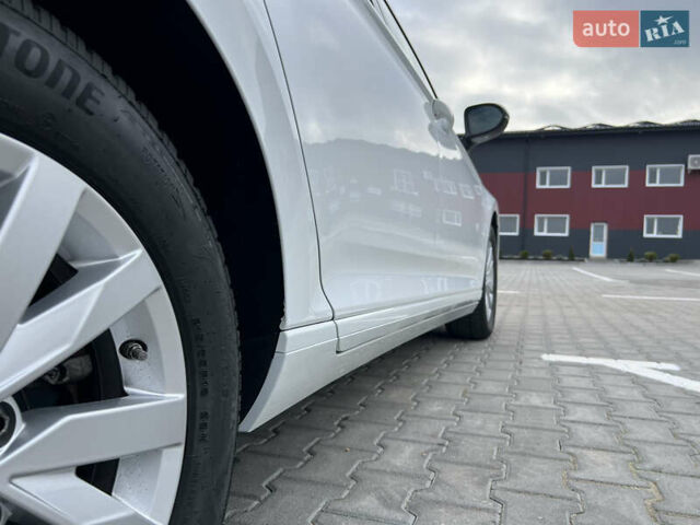 Білий Фольксваген Пассат, об'ємом двигуна 2 л та пробігом 186 тис. км за 21500 $, фото 13 на Automoto.ua