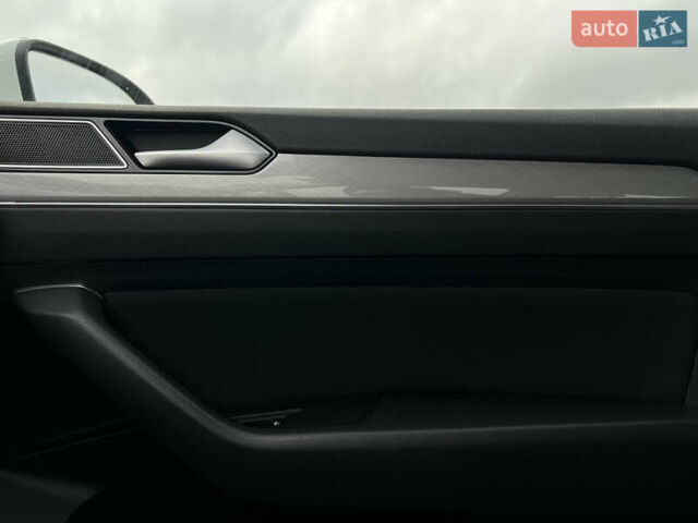 Білий Фольксваген Пассат, об'ємом двигуна 2 л та пробігом 186 тис. км за 21500 $, фото 48 на Automoto.ua