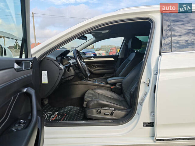 Белый Фольксваген Пассат, объемом двигателя 2 л и пробегом 202 тыс. км за 24999 $, фото 19 на Automoto.ua