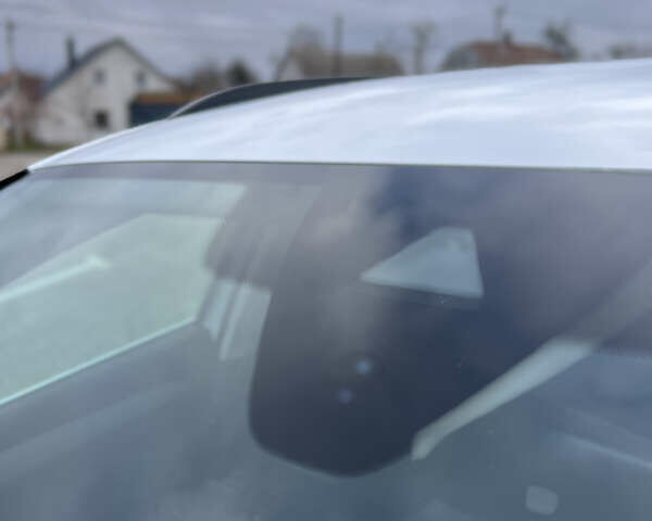 Білий Фольксваген Пассат, об'ємом двигуна 2 л та пробігом 186 тис. км за 21500 $, фото 26 на Automoto.ua